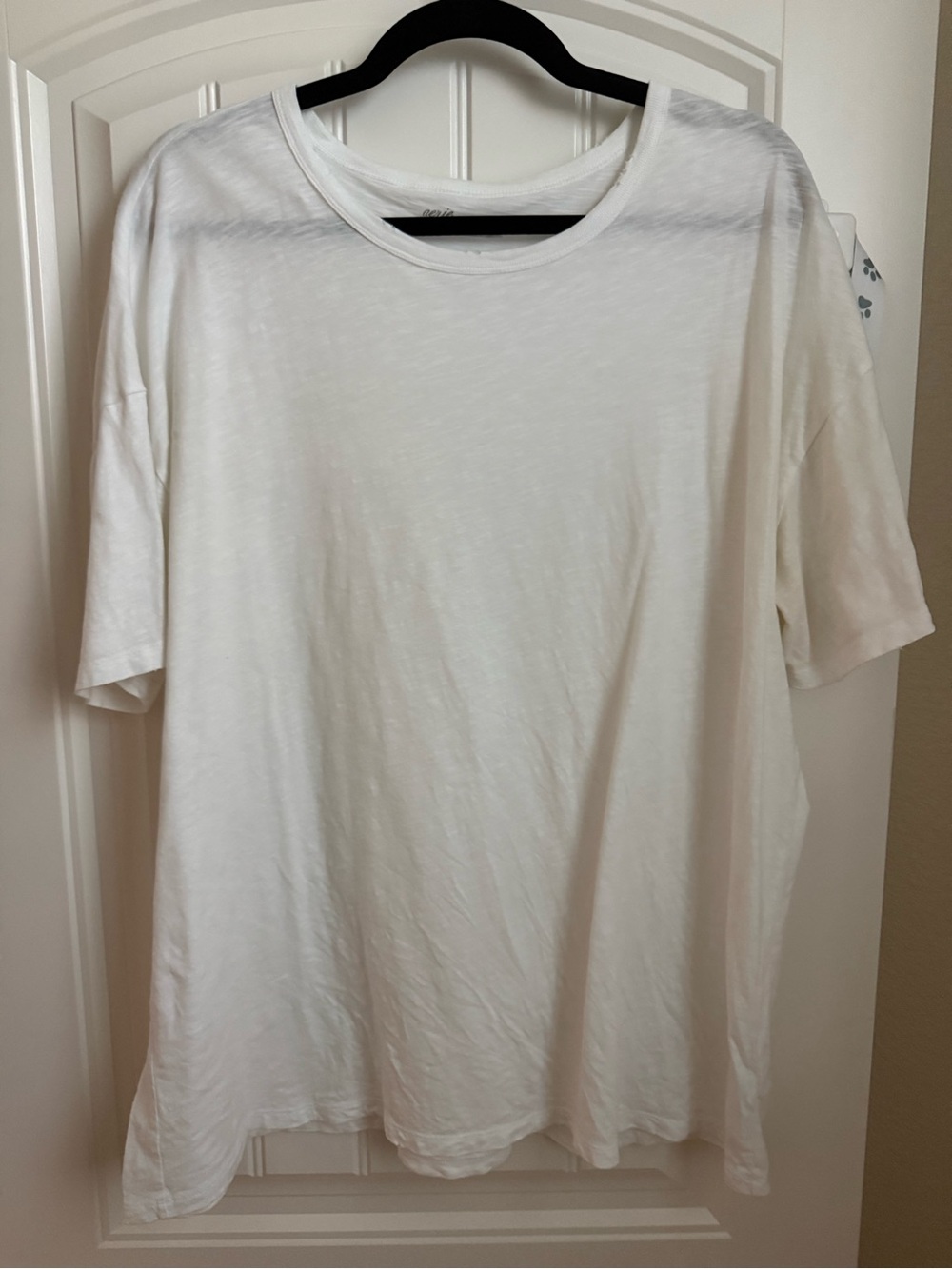 Aerie Distressed Basic Boyfriend T-Shirt